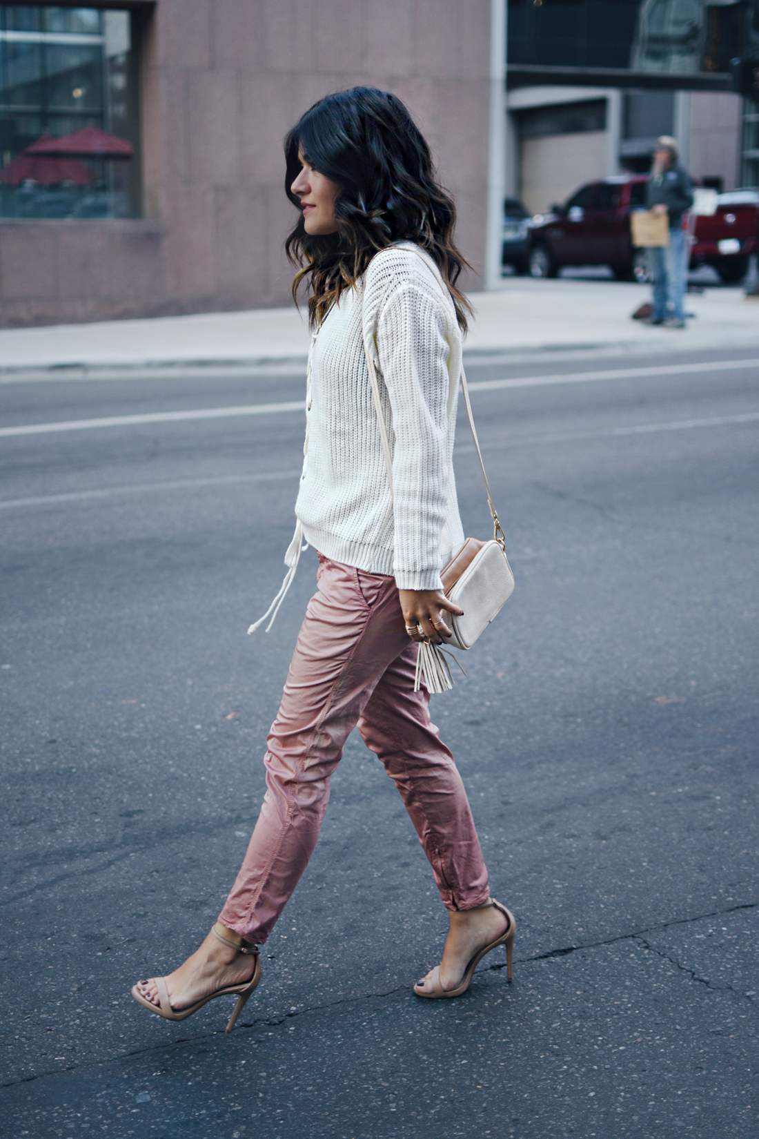 Carolina Hellal of Chic Talk wearing a Chicwish lace up sweater, Steve Madden lace up nude sandals, and H&M crossbody nude bag. 