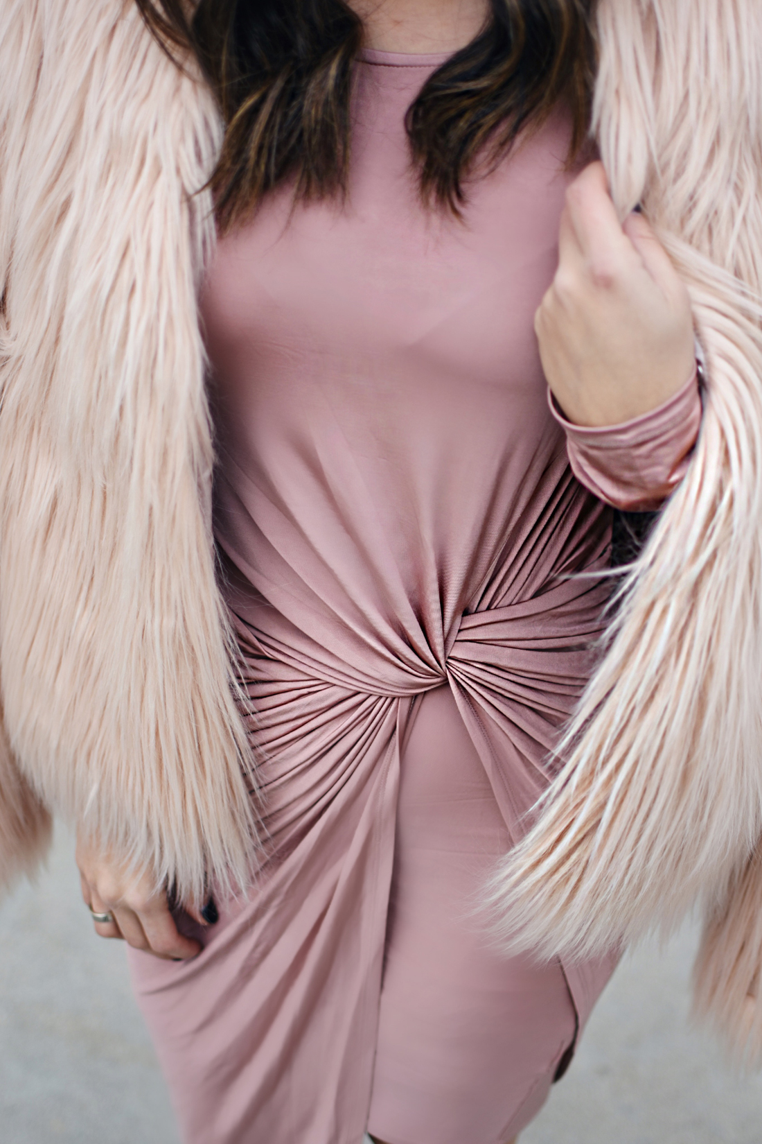 Carolina Hellal of Chic Talk wearing a Revolve blush dress, Shein faux fur coat, Steve Madden Sandals and H&M silver rings