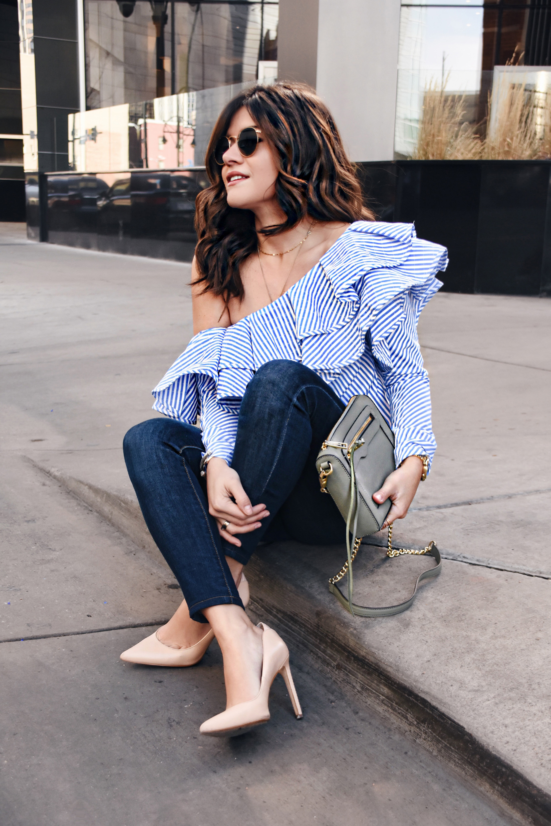 Carolina Hellal of Chic Talk wearing a Chicwish ruffle top, Paige skinny jeans, Sam Edelman nude pumps and Olive green Rebecca Minkoff bag