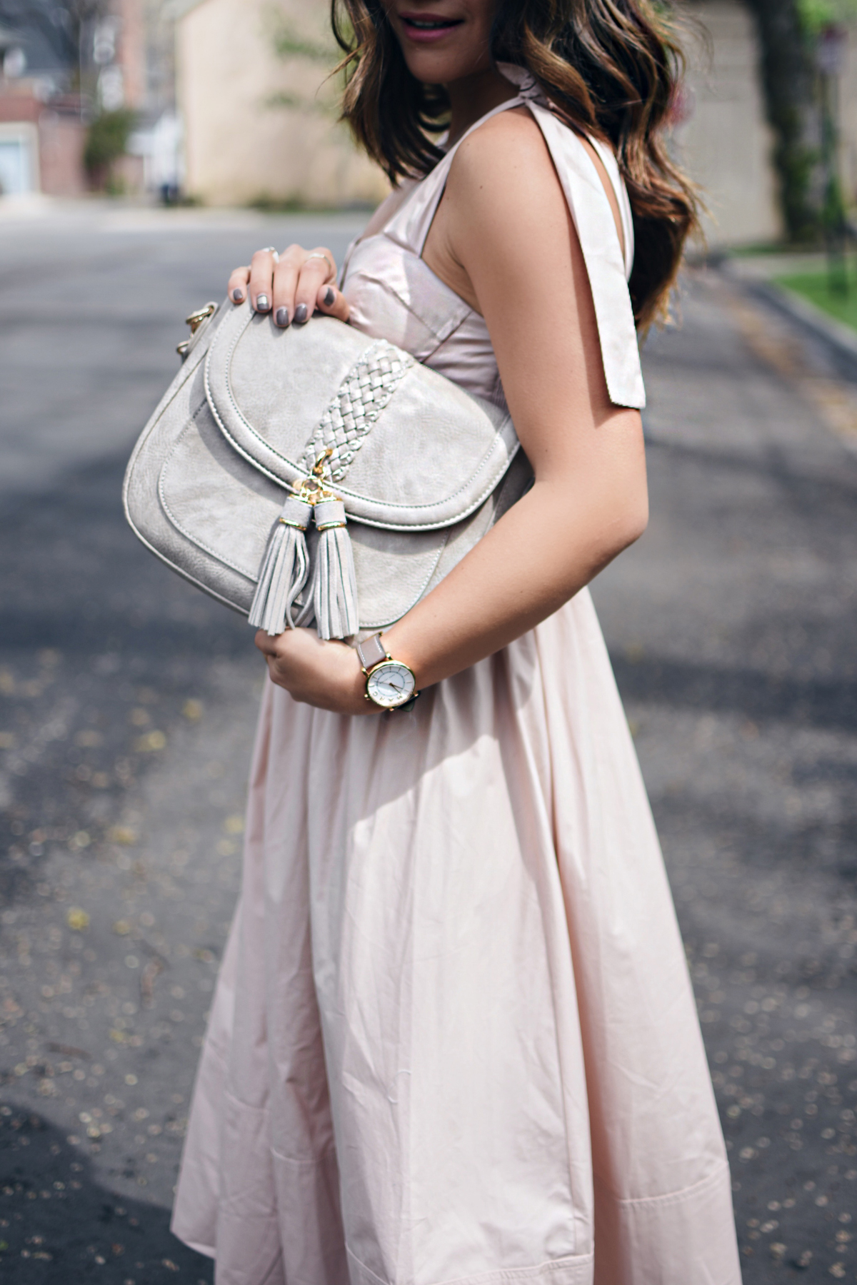 Carolina Hellal of Chic Talk wearing Chicwish blush A lines dress, Steve Madden ankle strap sandals and Moda Luxe bag