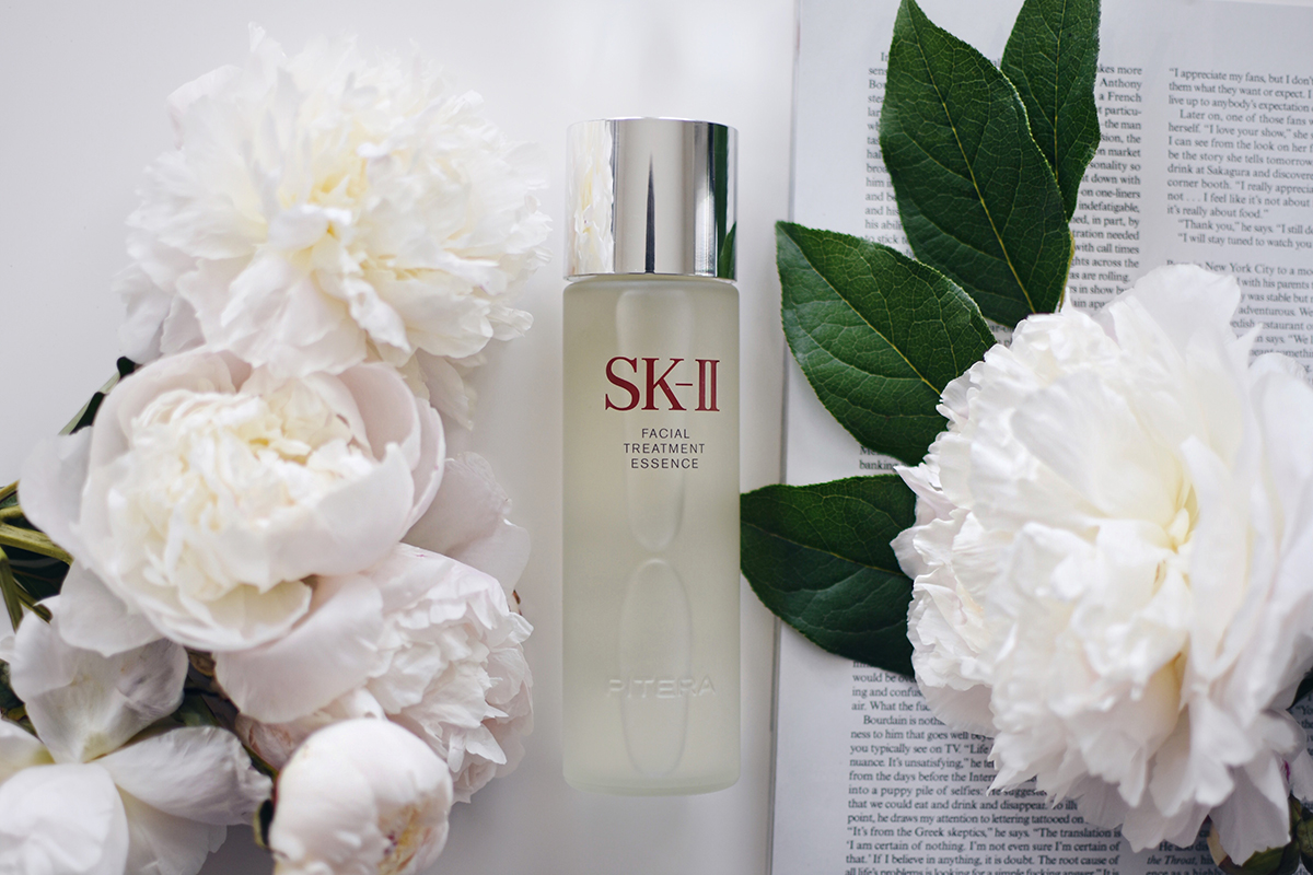 Carolina Hellal of Chic Talk using SK-II Facial Treatment Essence - TIPS FOR GLOWING SKIN WITH SK-II by popular Denver beauty blogger Chic Talk