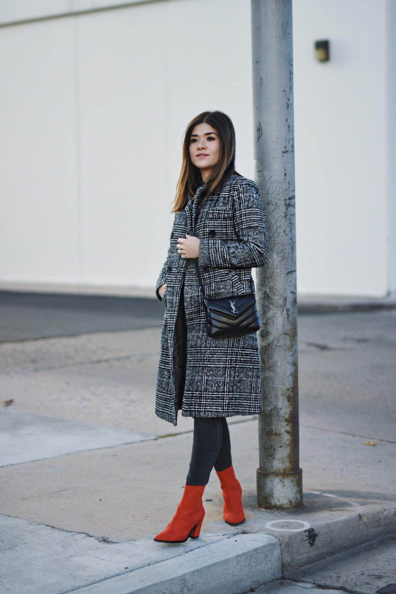 HOW TO STYLE RED BOOTS | CHIC TALK
