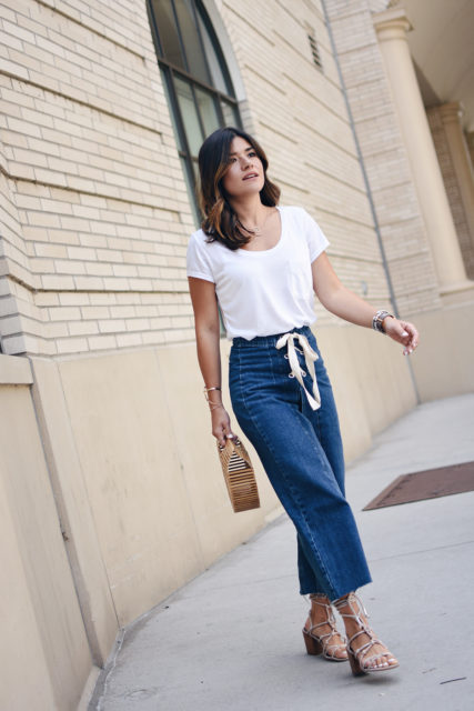 HOW TO STYLE JEANS AND T-SHIRTS IN THE SUMMER | CHIC TALK