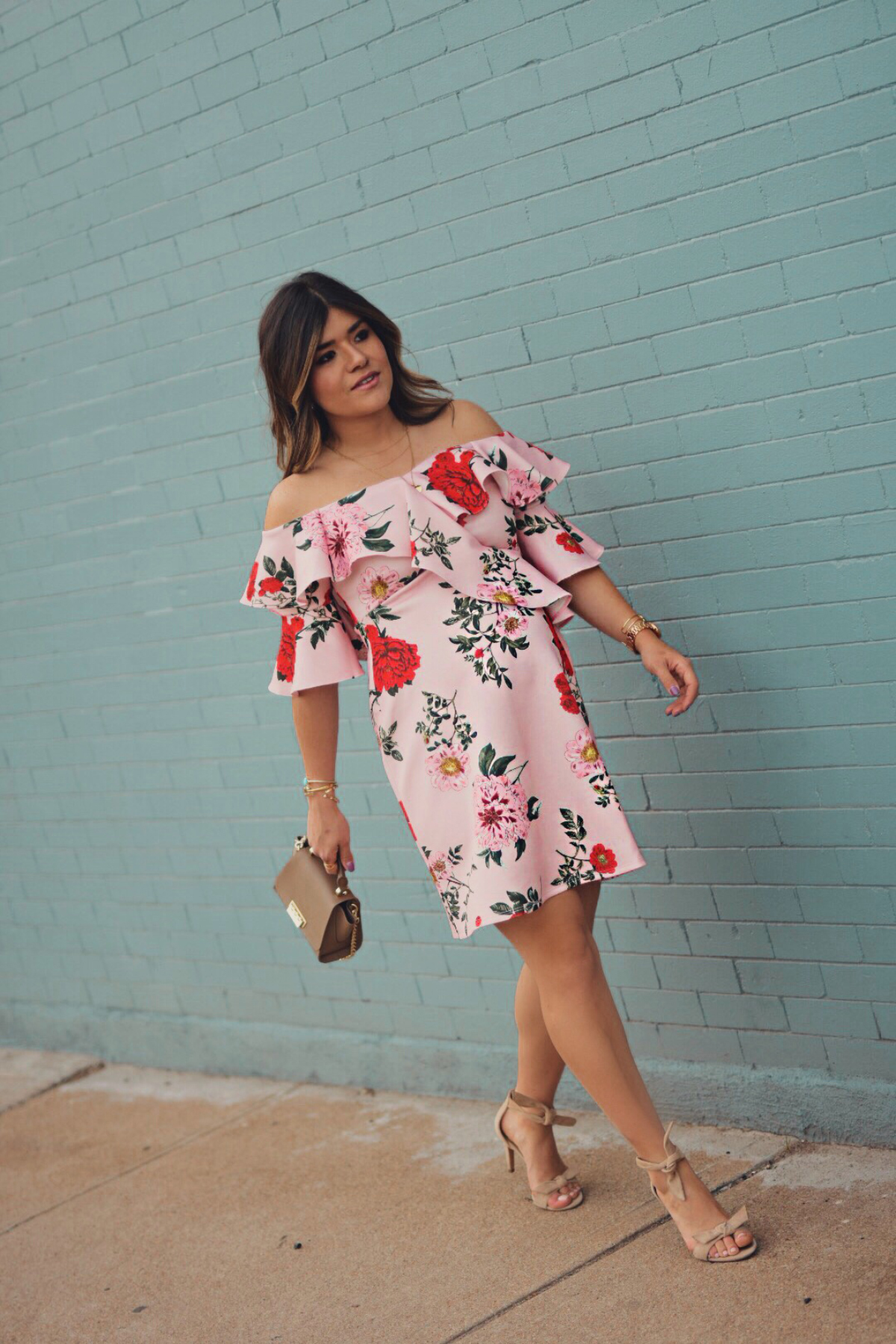 Carolina Hellal of Chic Talk shares tips to nail maternity and her favorite looks
