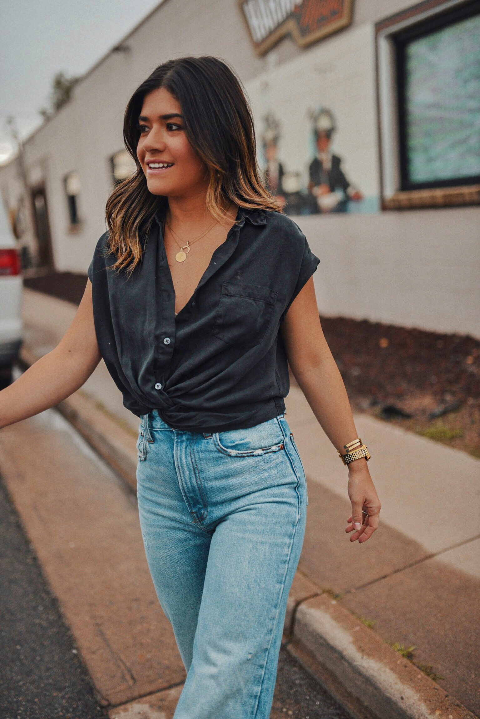 STYLING WIDE LEG JEANS FOR SPRING, CHIC TALK