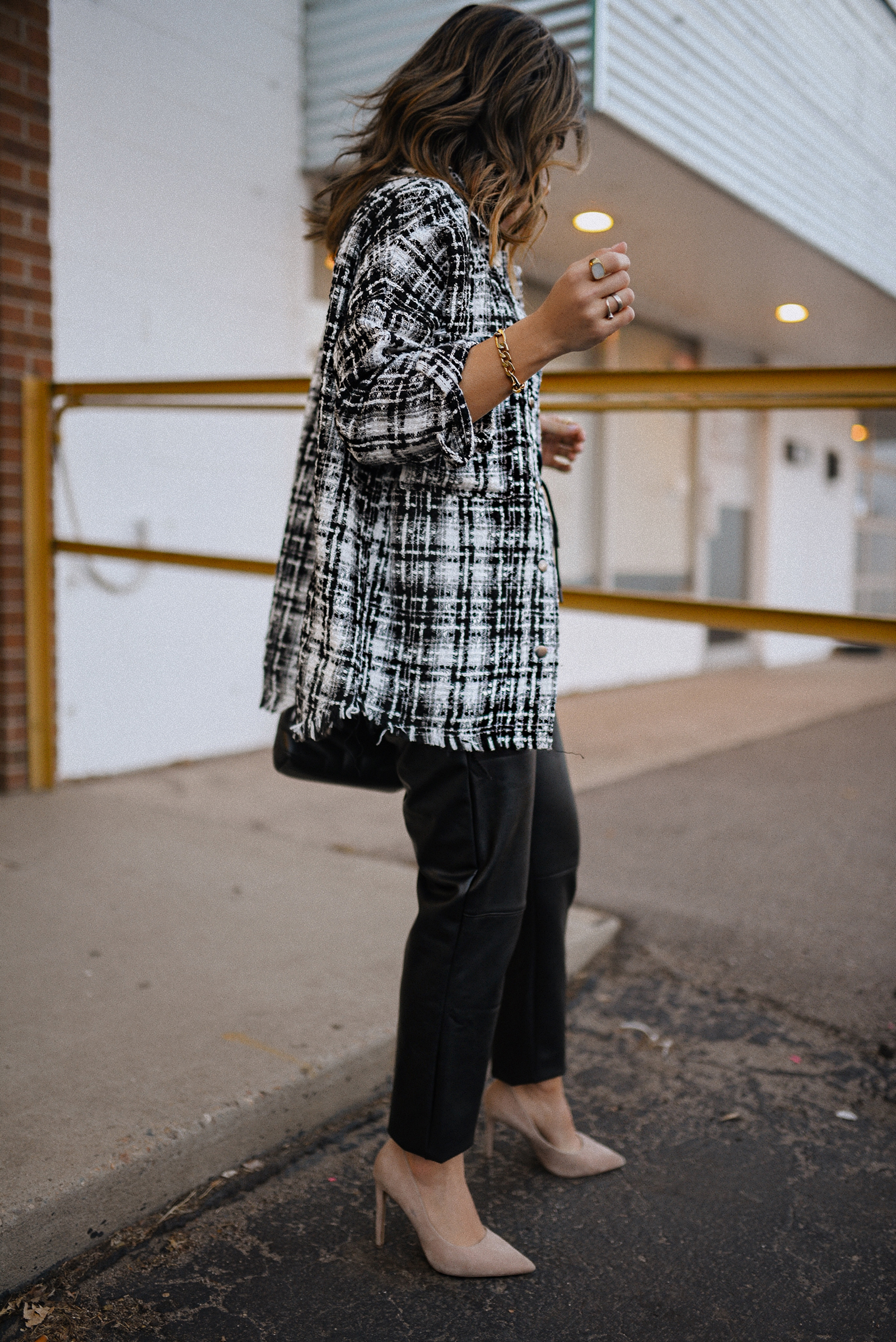Carolina Hellal of Chic Talk wearing a Goodnight Macaroon plaid shirt, Abercrombie ribbed tank to and vegan pants and Sam Edelman suede pumps.