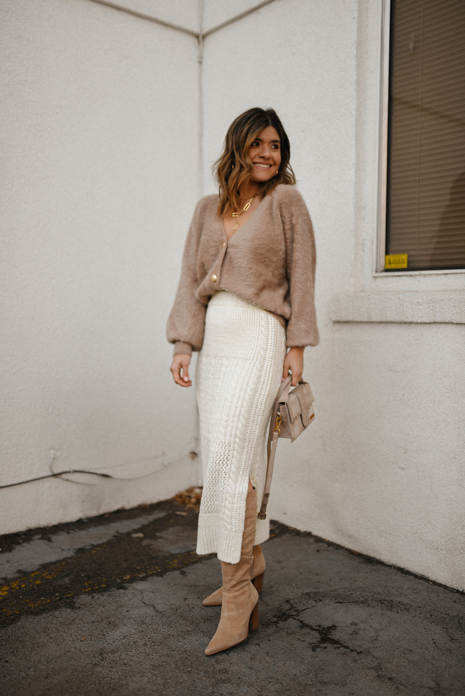 Fall Neutrals Outfit - Classy Yet Trendy
